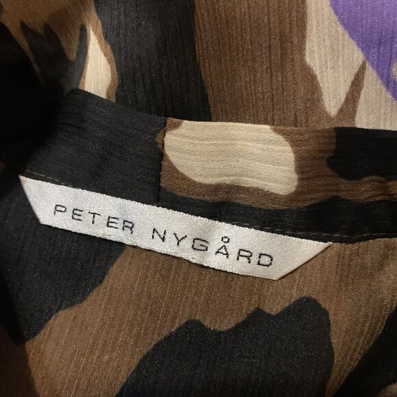 Peter Nygard. Size Small. Sleeveless Tie Neck Semi Sheer Blouse. B81. - Picture 5 of 5